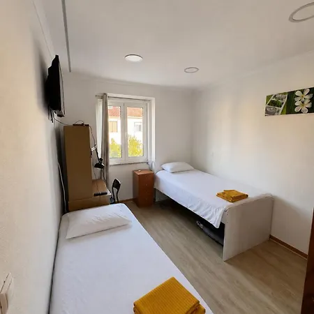 펜션 Casa E Piscina 코임브라