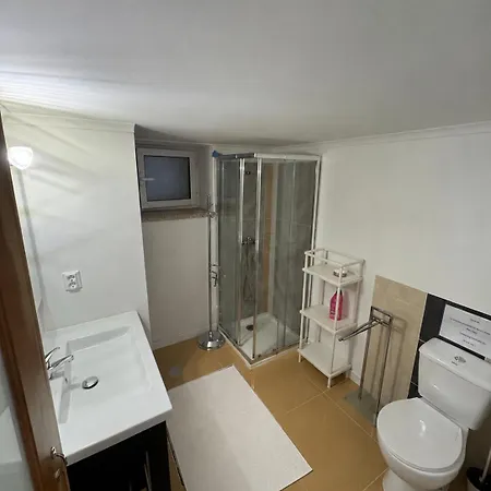 펜션 Casa E Piscina 코임브라