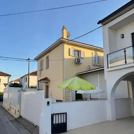 Casa E Piscina 펜션